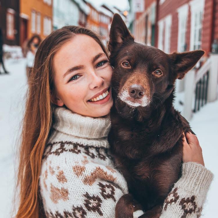 nora hundre hund ambassadør